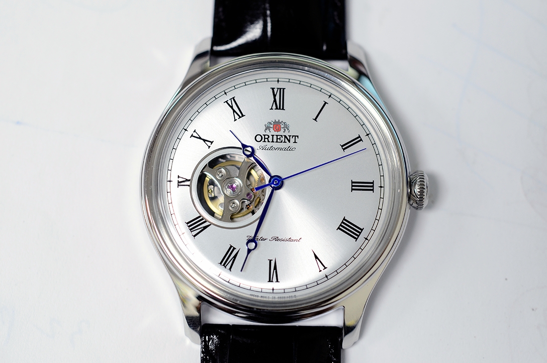 Полно механические ручные часы меньше на рынке, но все еще популярны среди коллекционеров таймеров