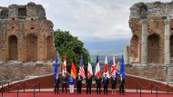 Участники саммита G7 в Таормине, Сицилия, подписали в пятницу совместную декларацию о борьбе с терроризмом