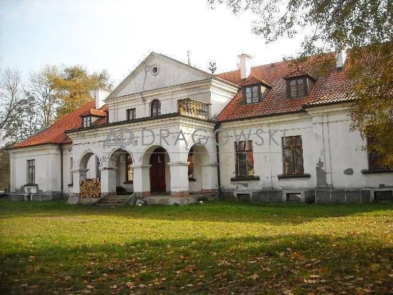 Дворцово-парковый комплекс с 1740 г